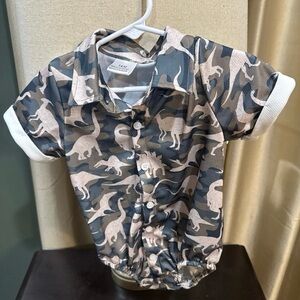 Dino Camo Short Sleeve Bubble
